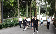 運動給聚力膠粘帶來成功因素--記CCTV攝制組跟拍郭總業(yè)余愛好的花絮