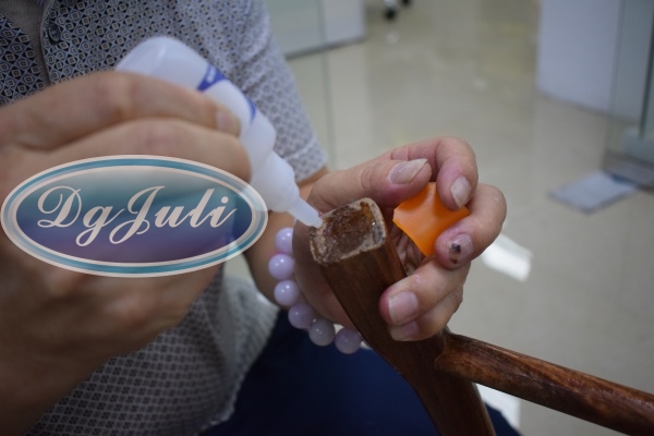 椅子防滑墊速干膠水 椅子防滑墊速干膠水