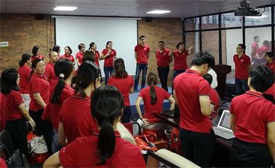 聚力膠粘 聚力膠粘