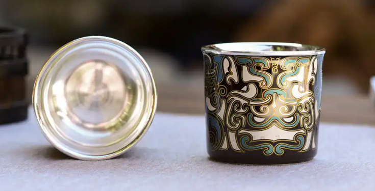 瓷銀茶具+耐高溫膠:耐熱CP守護(hù)茶香